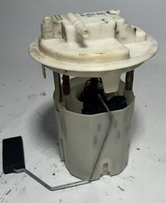 Krafstoffgeber mit Pumpe